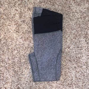 Size 4 speckled Lululemon leggings